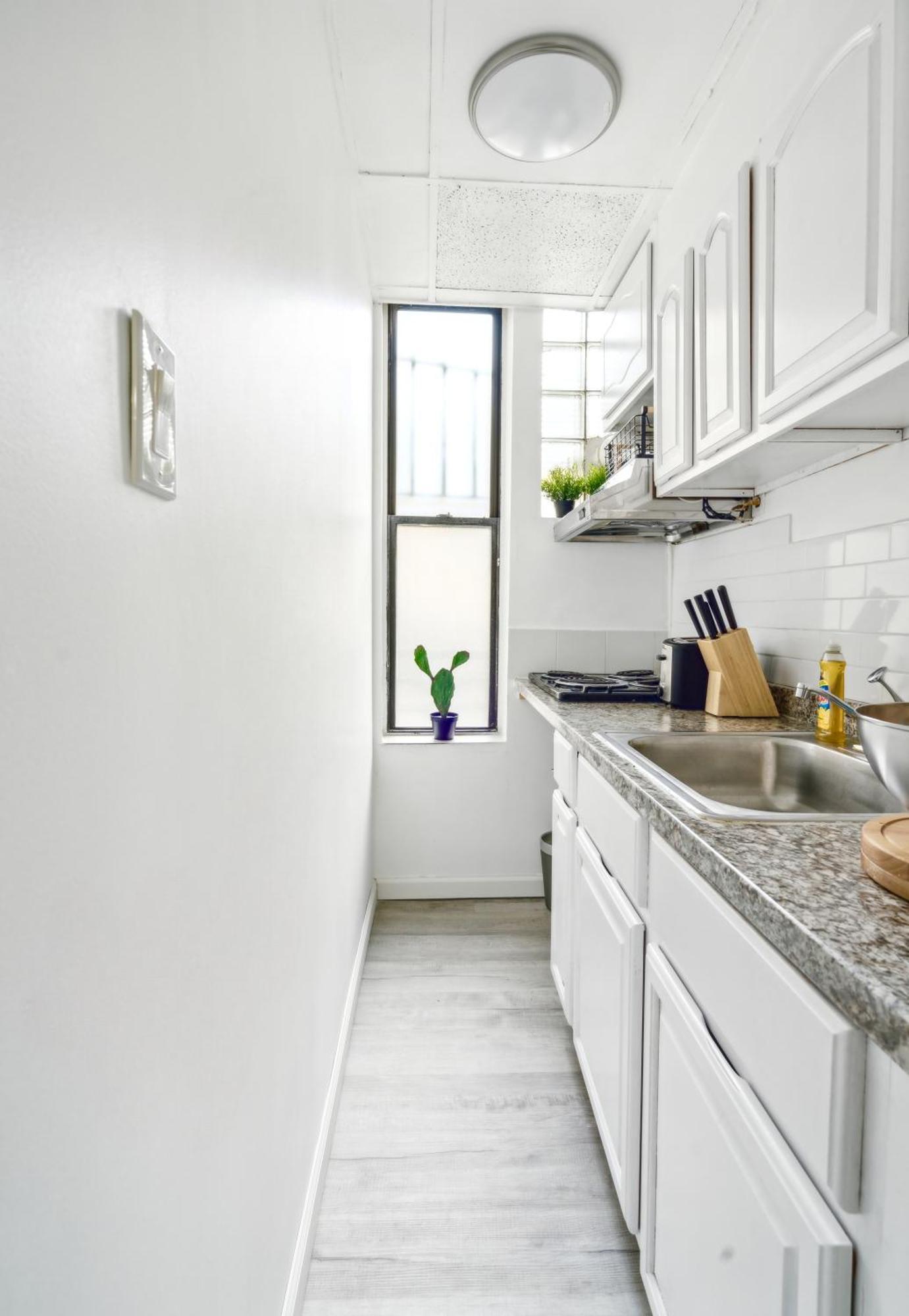 2 Bedroom Cozy Central Apartment Nueva York Exterior foto